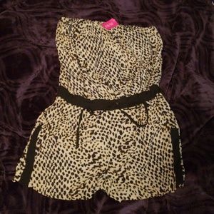 A'gaci strapless tube top romper